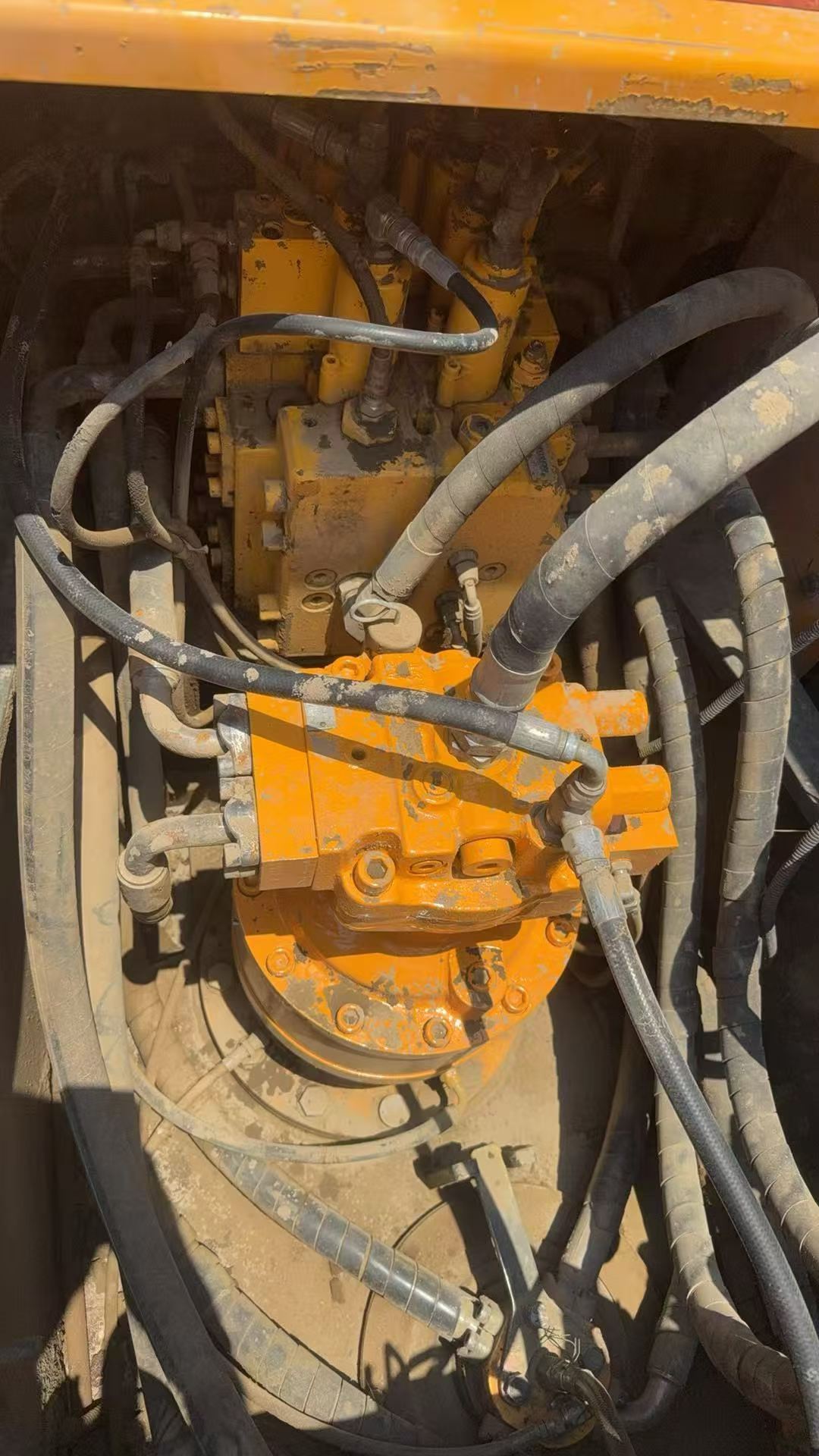 Buy Hyundai R215-7 Used Excavator / 8
