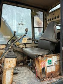 Buy Komatsu PC60-6 Used Excavator / 6 Buy Komatsu PC60-6 Used Excavator / 6