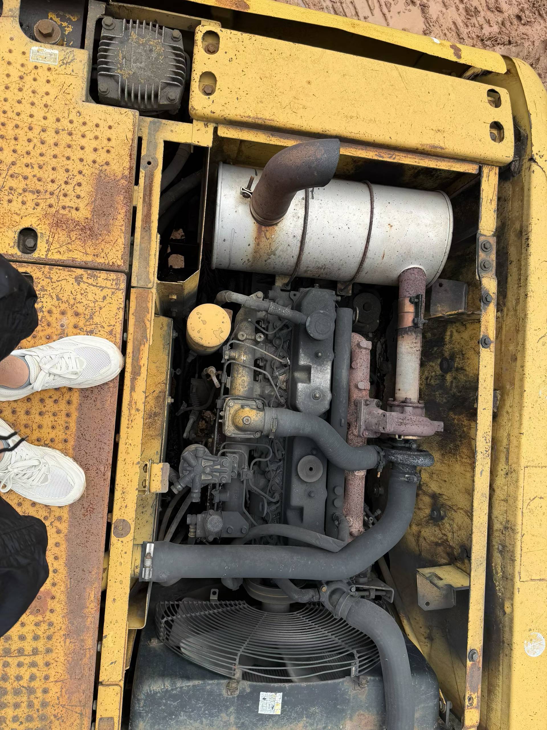 Buy Caterpillar 320C Used Excavator / 5