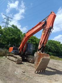 Buy Hitachi EX200-5 Used Excavator / 8 Buy Hitachi EX200-5 Used Excavator / 8