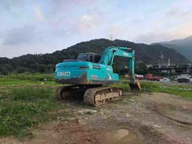 Buy Kobelco SK130 Used Excavator / 2 Buy Kobelco SK130 Used Excavator / 2