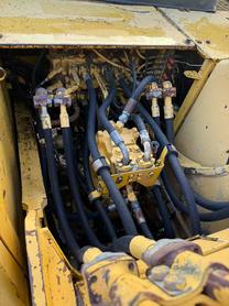 Buy Komatsu PC200-6E Used Excavator / 4 Buy Komatsu PC200-6E Used Excavator / 4