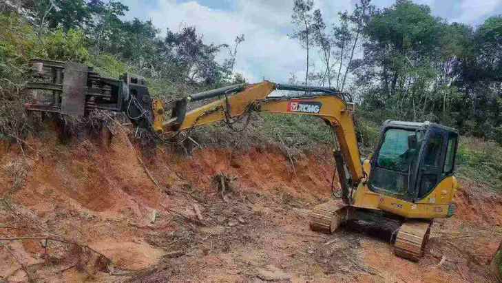 Buy XCMG XE60 Used Excavator / 1