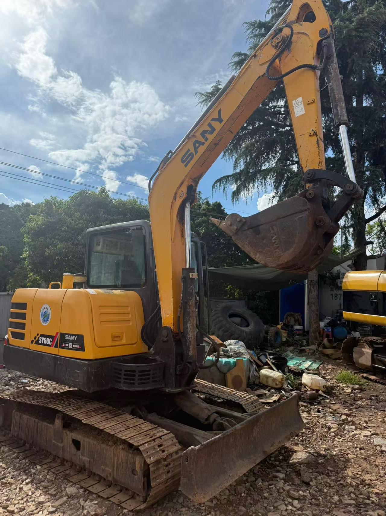 Buy Sany SY60 Used Excavator / 6
