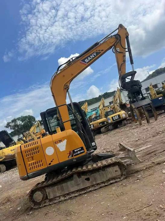 Buy Sany SY65C Used Excavator / 1