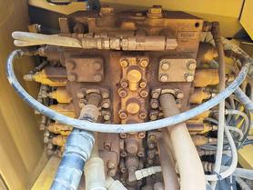 Buy Komatsu PC240-6 Used Excavator / 6 Buy Komatsu PC240-6 Used Excavator / 6