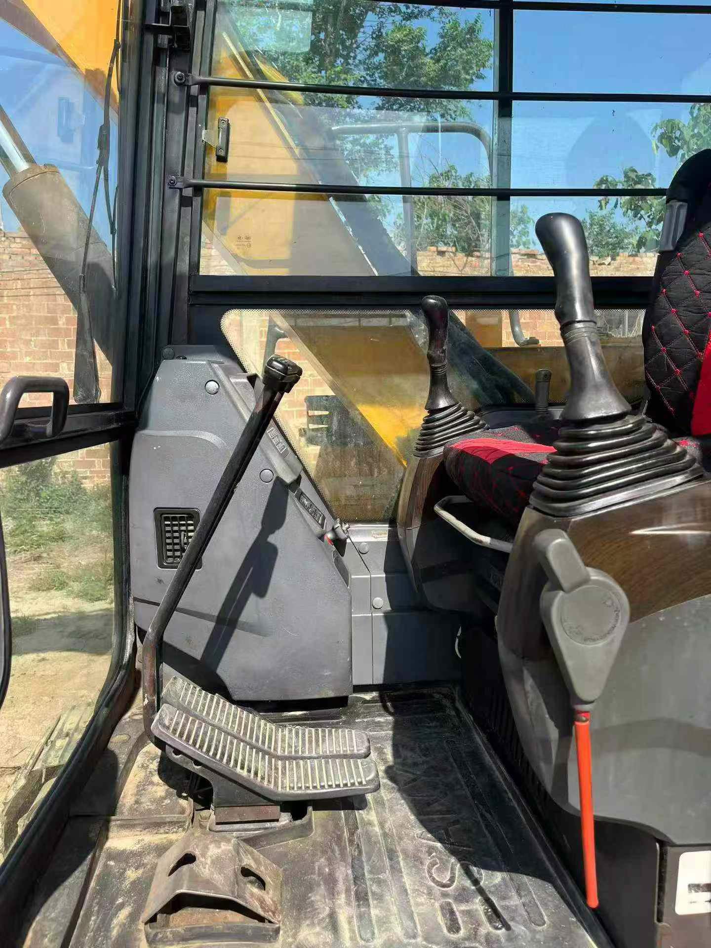 Buy Sany SY65C Used Excavator / 4