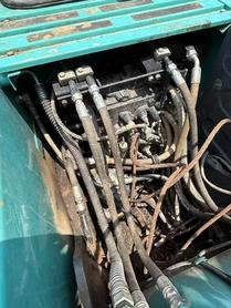 Buy Kobelco SK130 Used Excavator / 3 Buy Kobelco SK130 Used Excavator / 3