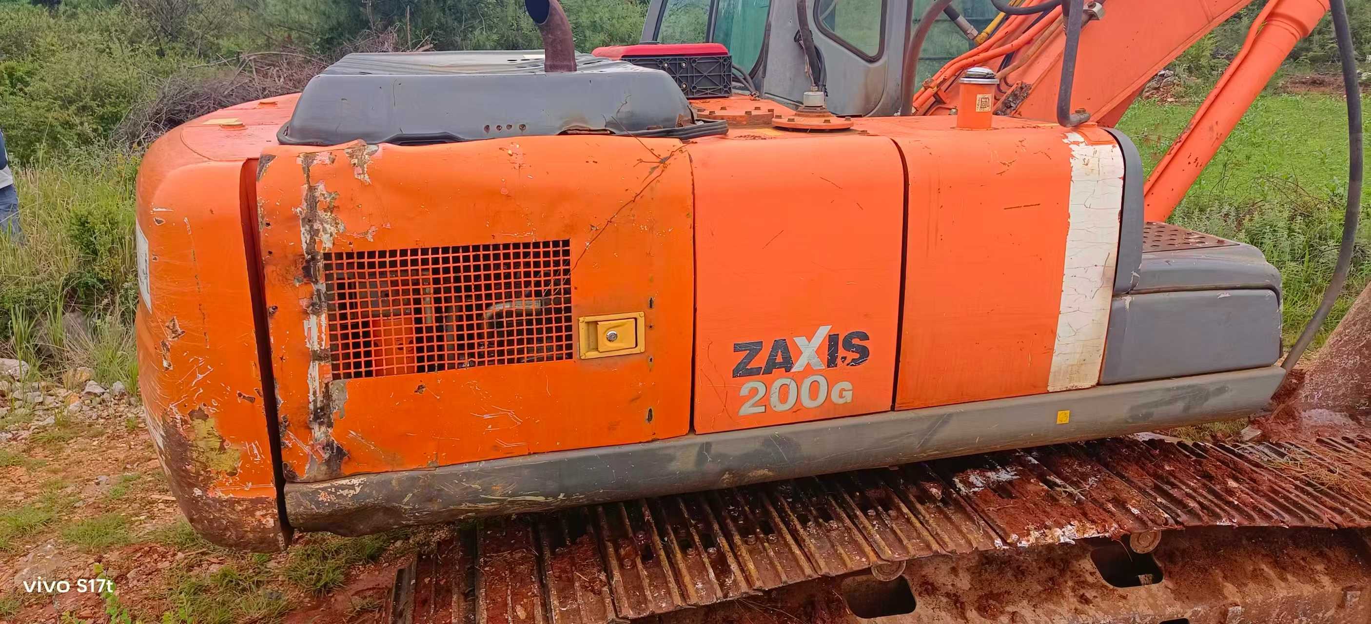 Buy Hitachi EX200 Used Excavator / 2