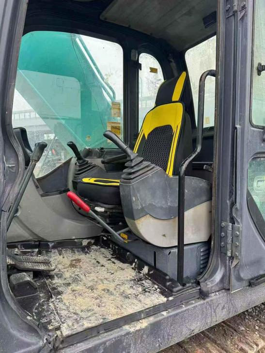 Buy Kobelco SK2008 Used Excavator / 1