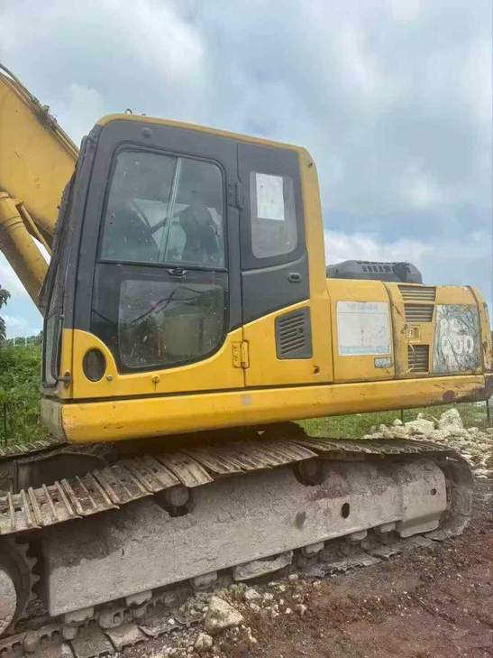 Buy Komatsu PC200-8 Used Excavator / 1