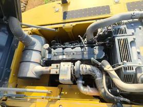 Buy Komatsu HB215LC-1 Used Excavator / 6 Buy Komatsu HB215LC-1 Used Excavator / 6
