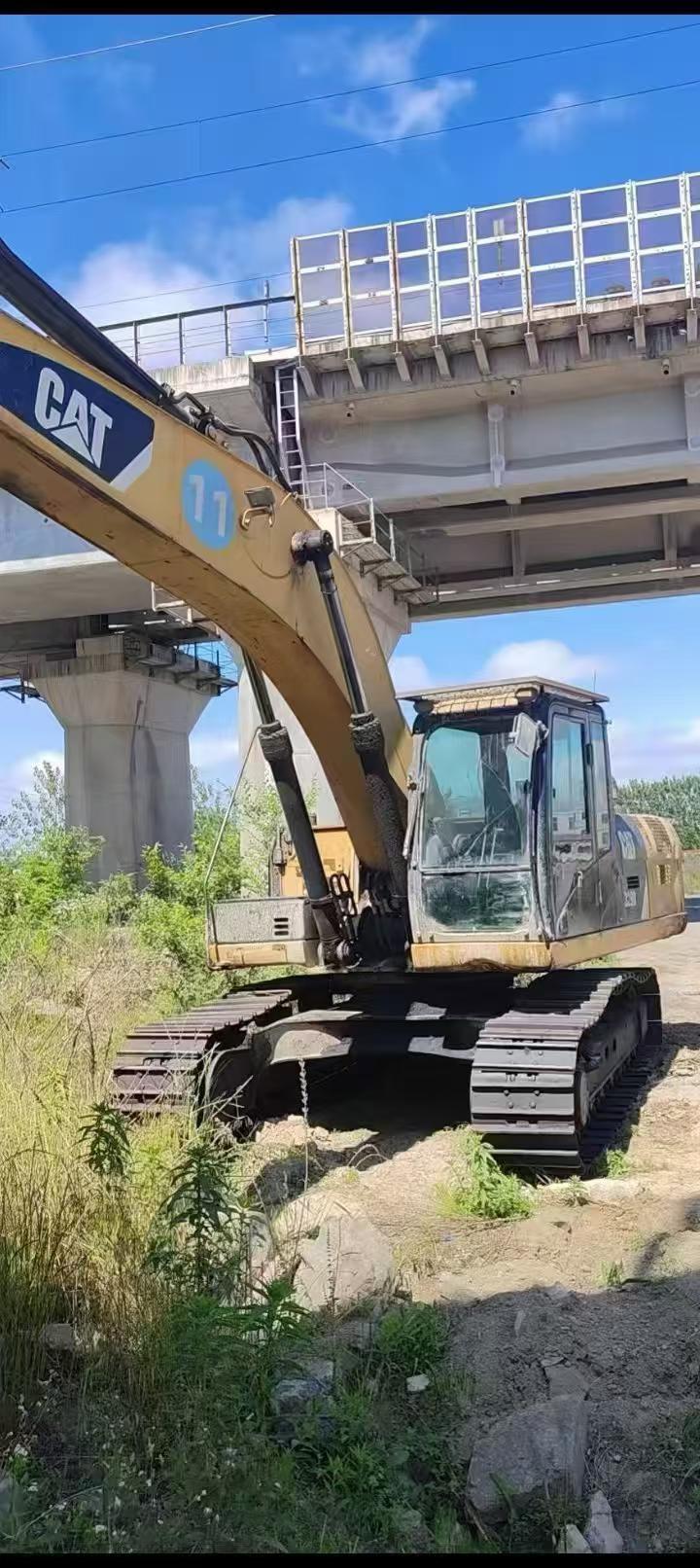 Buy Caterpillar 329D Used Excavator / 6