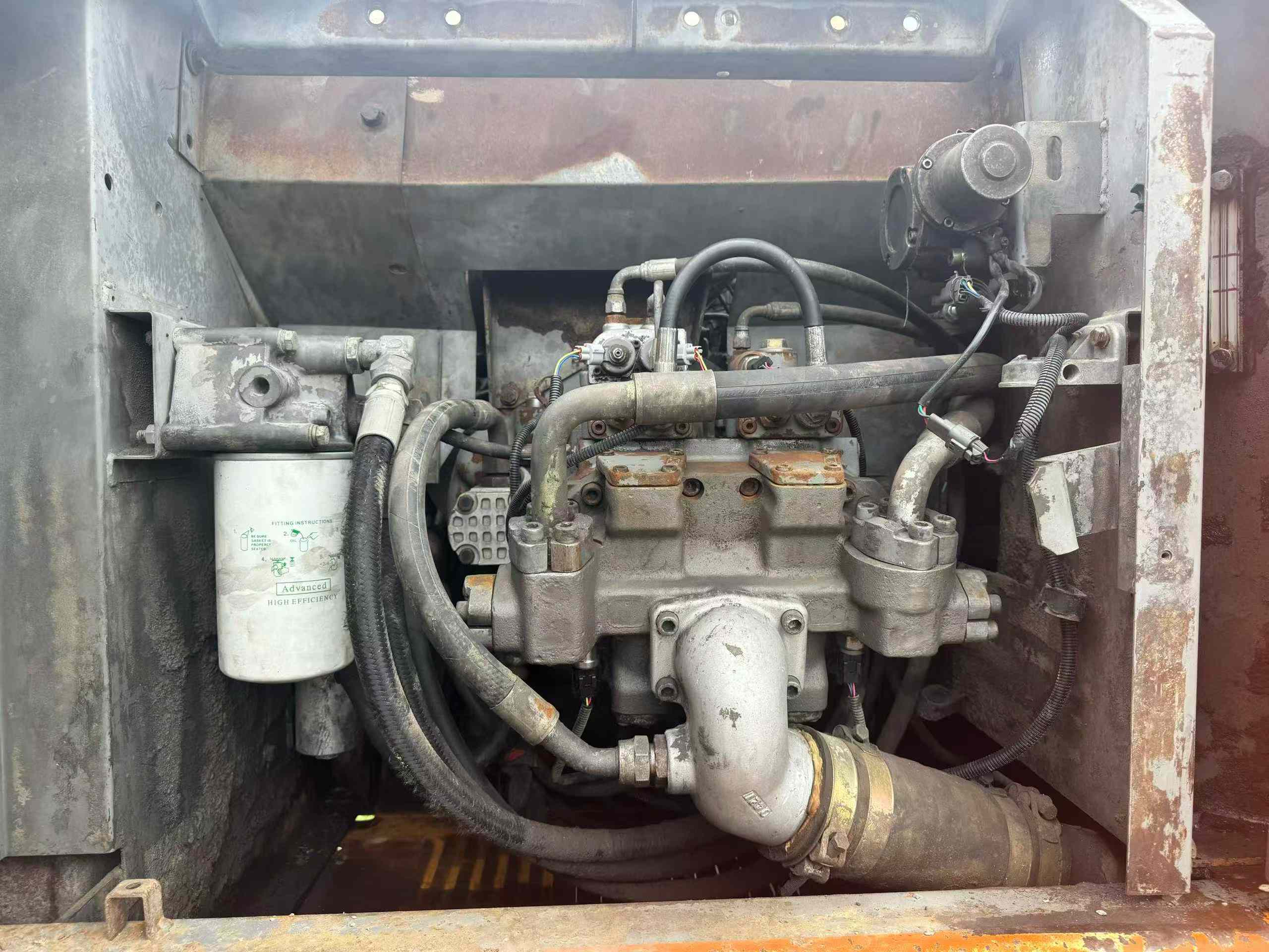 Buy Hitachi ZX200-6 Used Excavator / 4