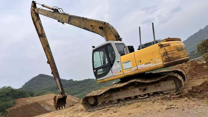 Buy Sumitomo SH200 Used Excavator / 1