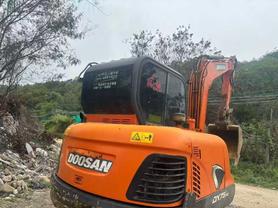 Buy Doosan DX60-9 Used Excavator / 2 Buy Doosan DX60-9 Used Excavator / 2