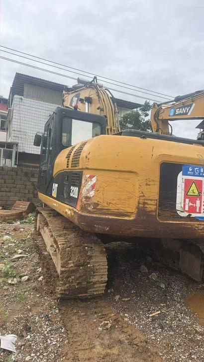 Buy Caterpillar 320A Used Excavator / 1