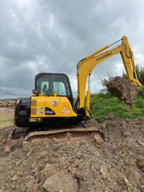 Buy Hyundai HX60 Used Excavator / 4 Buy Hyundai HX60 Used Excavator / 4