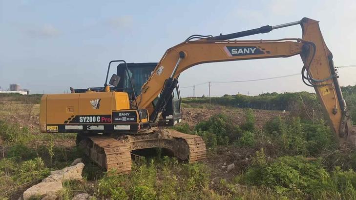 Buy Sany SY135 Used Excavator / 1