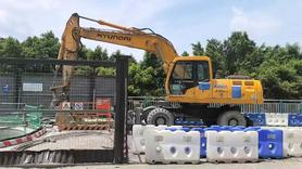 Buy Hyundai R210W Used Excavator / 3 Buy Hyundai R210W Used Excavator / 3