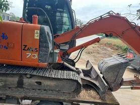 Buy Hitachi ZX60 Used Excavator / 3 Buy Hitachi ZX60 Used Excavator / 3