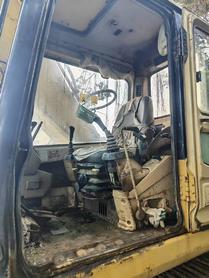 Buy Caterpillar 320V2 Used Excavator / 4 Buy Caterpillar 320V2 Used Excavator / 4
