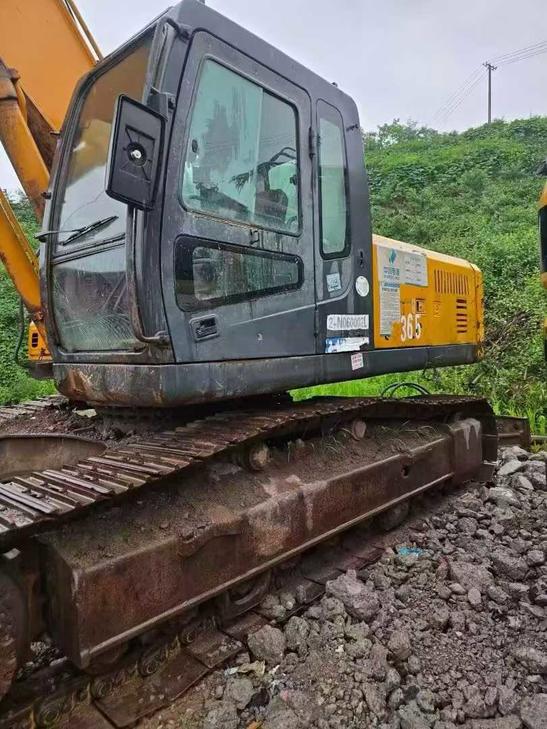 Buy Hyundai R305LC-7 Used Excavator / 1