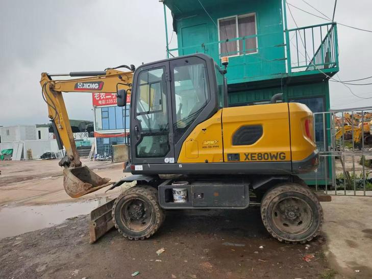 Buy XCMG XE80 Used Excavator / 1