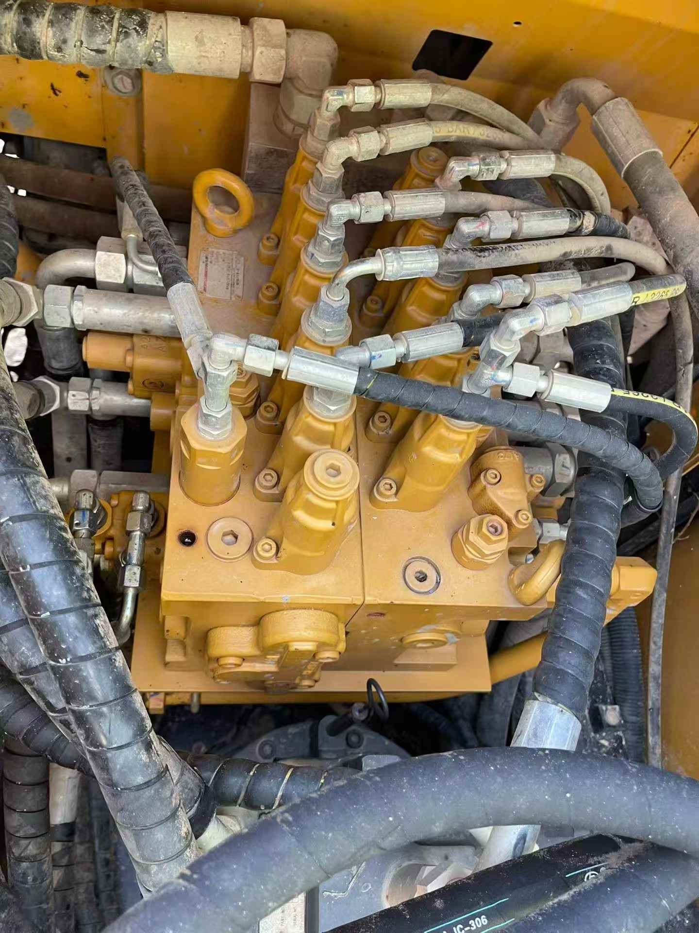 Buy Sany SY125C Used Excavator / 4