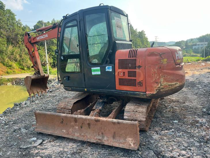 Buy Hitachi ZX60 Used Excavator / 1