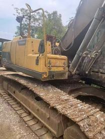 Buy Volvo EC220D Used Excavator / 7 Buy Volvo EC220D Used Excavator / 7