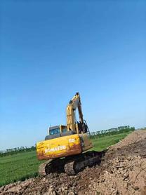 Buy Komatsu PC200-8 Used Excavator / 3 Buy Komatsu PC200-8 Used Excavator / 3