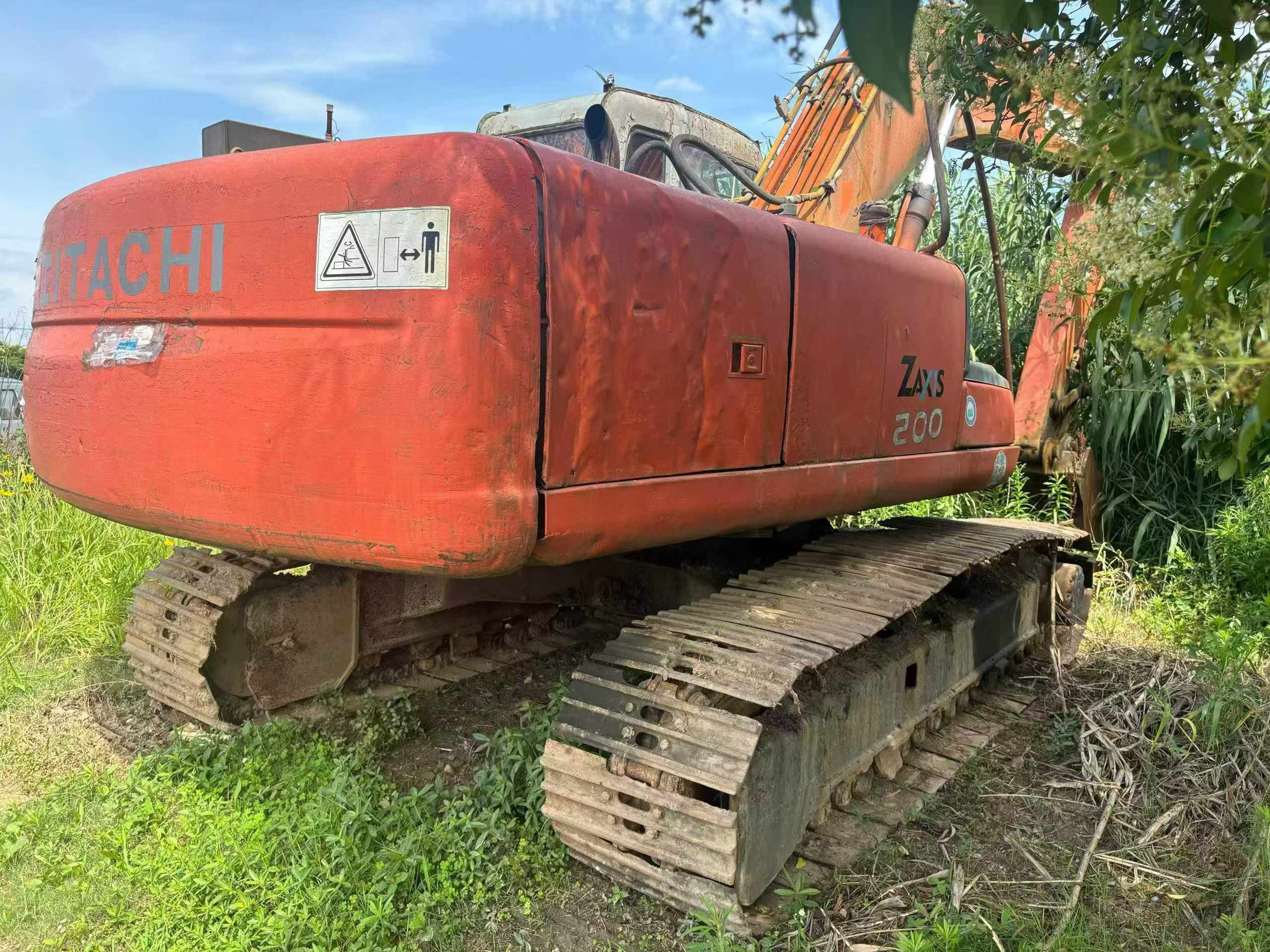 Buy Hitachi ZX200-6 Used Excavator / 2