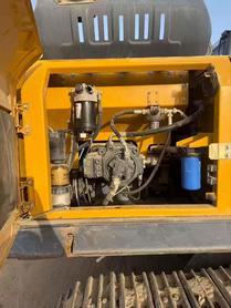 Buy XCMG XE245D Used Excavator / 8 Buy XCMG XE245D Used Excavator / 8