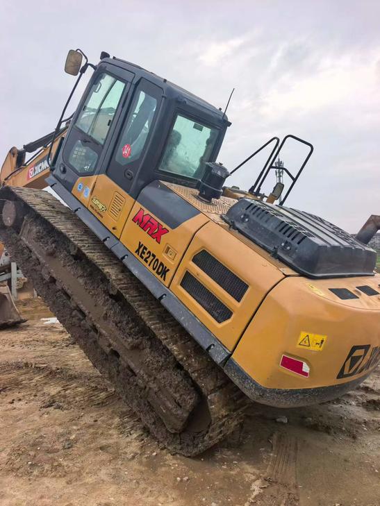 Buy XCMG XE270DK Used Excavator / 1