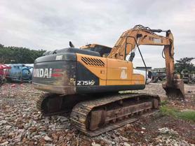 Buy Hyundai R225-7 Used Excavator / 2 Buy Hyundai R225-7 Used Excavator / 2