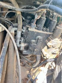 Buy Kobelco SK210 Used Excavator / 6 Buy Kobelco SK210 Used Excavator / 6