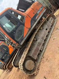 Buy Doosan DH225-7 Used Excavator / 2 Buy Doosan DH225-7 Used Excavator / 2