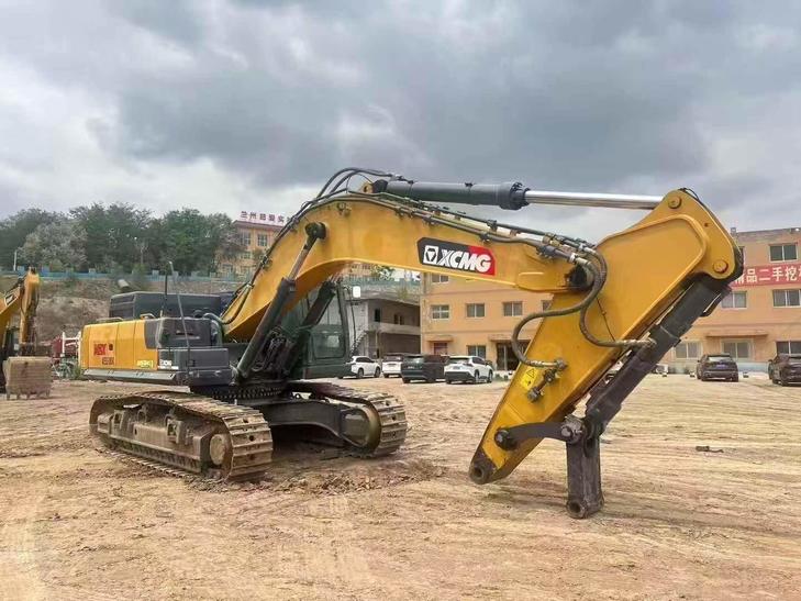 Buy XCMG XE550DK Used Excavator / 1