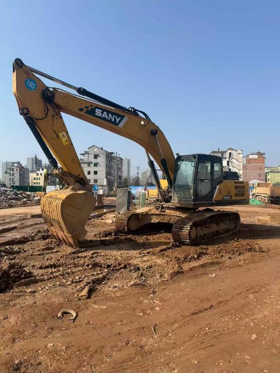 Buy Sany SY245H Used Excavator / 1