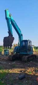 Buy Kobelco SK135 Used Excavator / 3 Buy Kobelco SK135 Used Excavator / 3