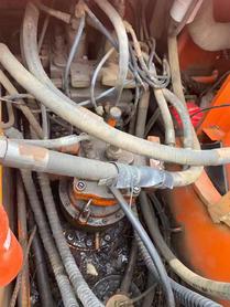 Buy Doosan DH220-7 Used Excavator / 4 Buy Doosan DH220-7 Used Excavator / 4