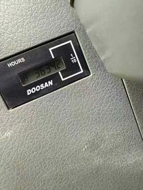 Buy Doosan S130W-3 Used Excavator / 2 Buy Doosan S130W-3 Used Excavator / 2