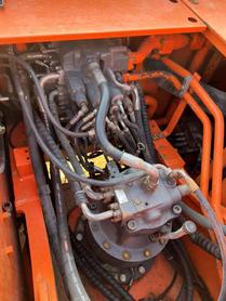Buy Doosan DX260LC Used Excavator / 8 Buy Doosan DX260LC Used Excavator / 8