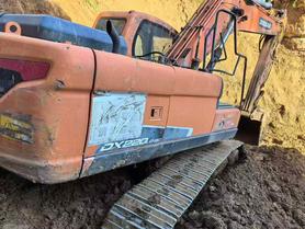 Buy Doosan DH220-3 Used Excavator / 2 Buy Doosan DH220-3 Used Excavator / 2