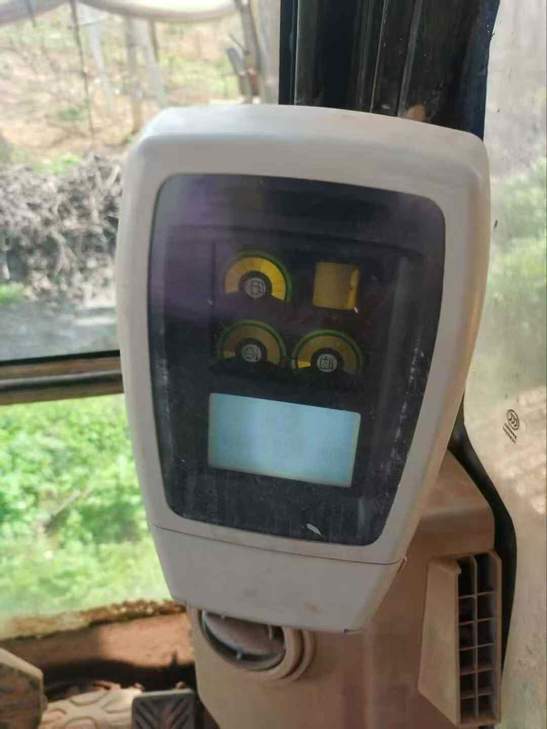 Buy Caterpillar 320C Used Excavator / 1
