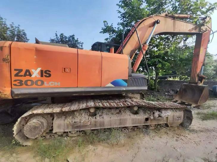Buy Hitachi ZX260-3G Used Excavator / 1