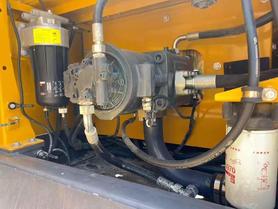 Buy XCMG XE245D Used Excavator / 8 Buy XCMG XE245D Used Excavator / 8