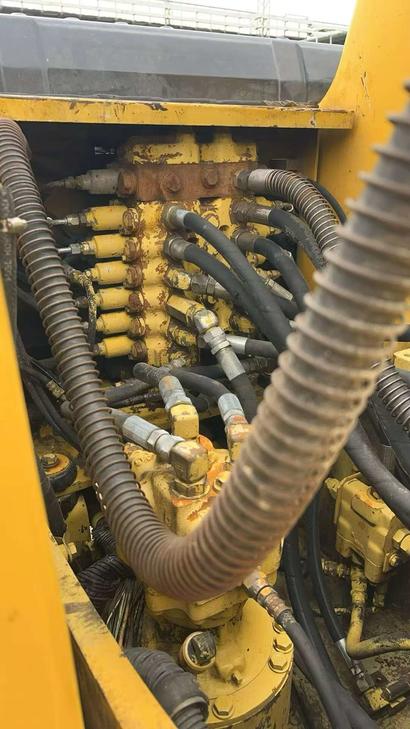 Buy Komatsu PC120-6 Used Excavator / 1