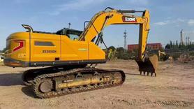Buy XCMG XE245D Used Excavator / 4 Buy XCMG XE245D Used Excavator / 4